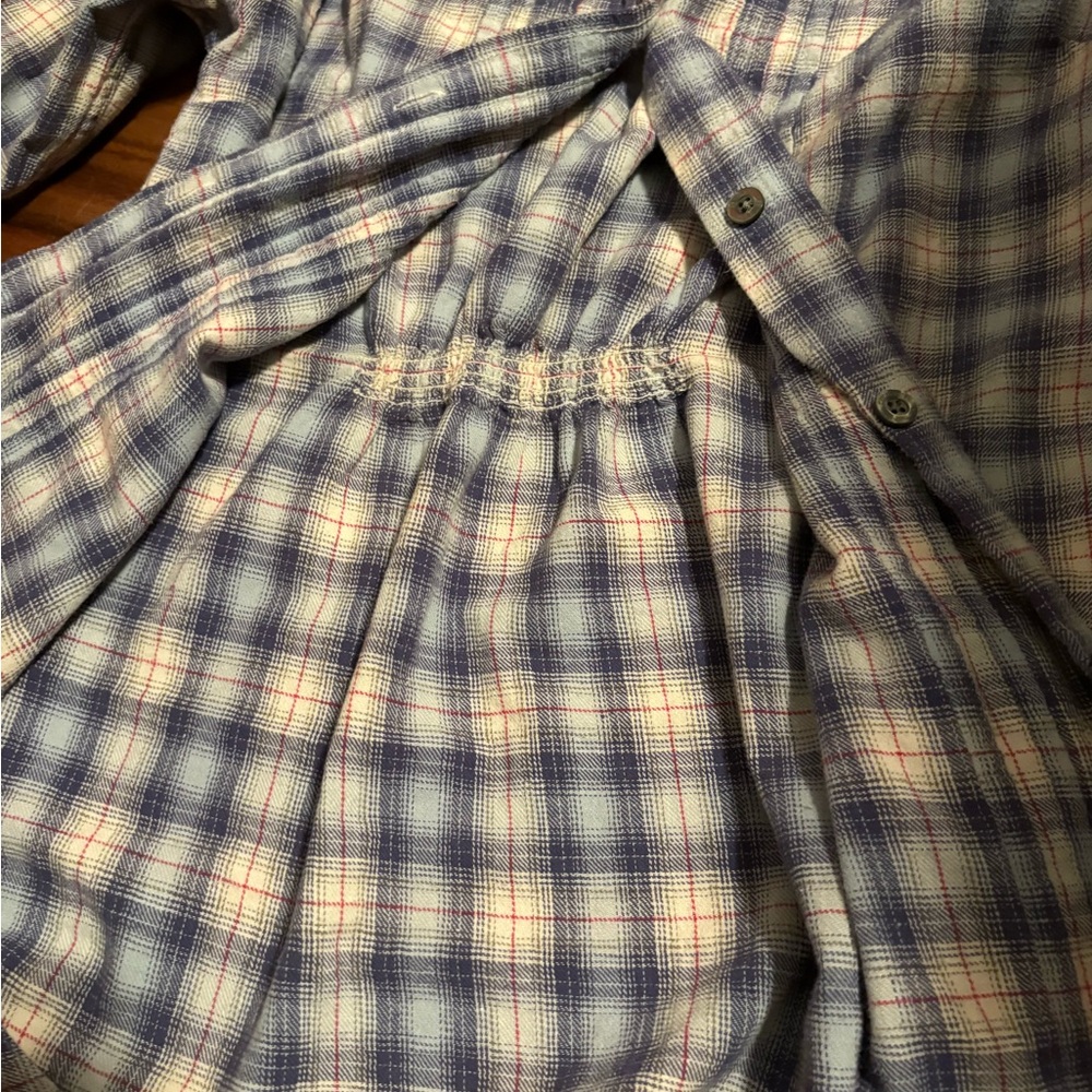 🪶 Carhartt‎ Women’s Plaid Button-Up Shirt (Size L) - Picture 3 of 9